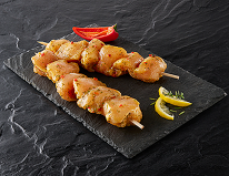 Brochettes de filet de poulet extra tendre marinées thym-citron