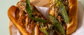 Effiloché de pintade confit au citron et à la sauge en bun